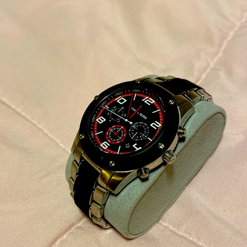 Michael kors man watch really good condition